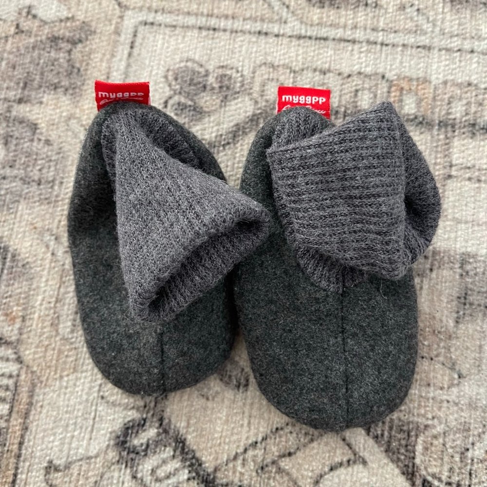 ddBBRw Baby Slipper Booties